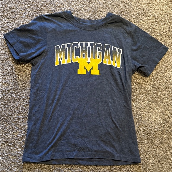 Designed in Los Angeles Other - EUC Boys University of Michigan T-shirt, Size L (14-16)